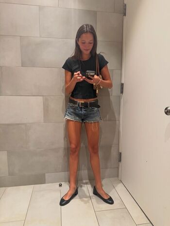 Full leaked Lilychee page private photo