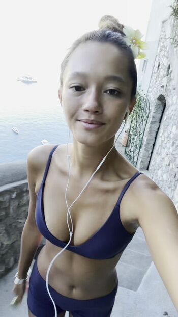 Full leaked Lilychee page private photo