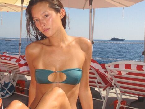 Full leaked Lilychee page private photo