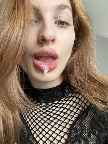 Full leaked Lilycuteee private photo