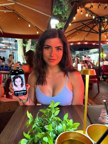 Full leaked Lilyfiore private photo