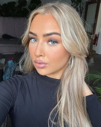 Full leaked Lilyjanexx page private photo