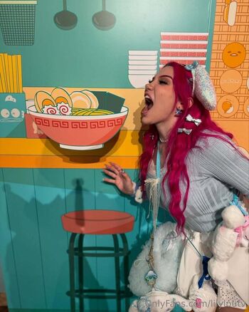 Full leaked Lilyloutv private photo
