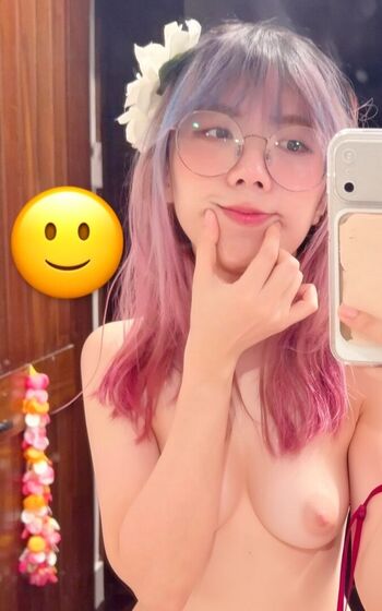 Full leaked Lilypichu private photo