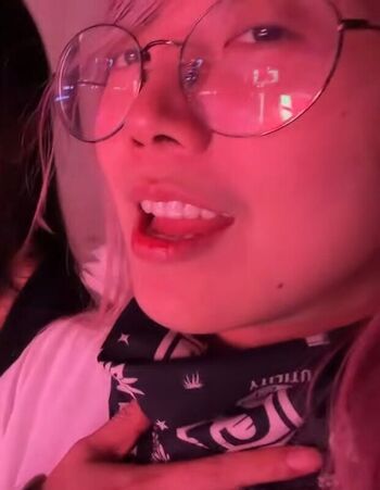 Full leaked Lilypichu private photo