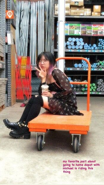 Full leaked Lilypichu private photo