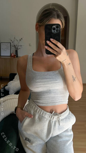 Full leaked Lina hennig private onlyfans photo