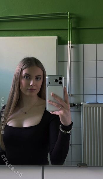 Full leaked Lina jost private photo