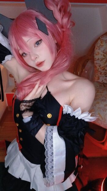 Full leaked Linaneyeon private photo