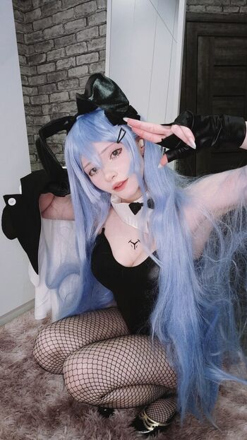 Full leaked Linaneyeon page private onlyfans photo