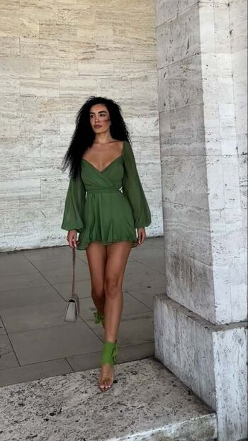 Full leaked Linda jarani page private onlyfans photo