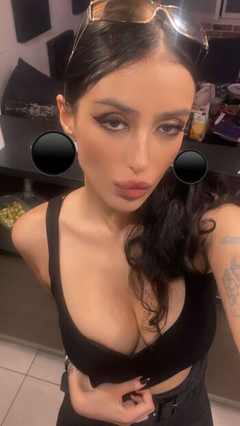 Full leaked Lindaamborisa private onlyfans photo