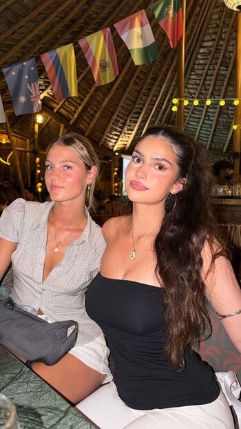 Full leaked Lindgrenrosie private photo