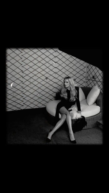 Full leaked Lindsay lohan page private onlyfans photo