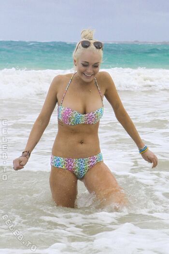 Full leaked Lindsay lohan page private onlyfans photo