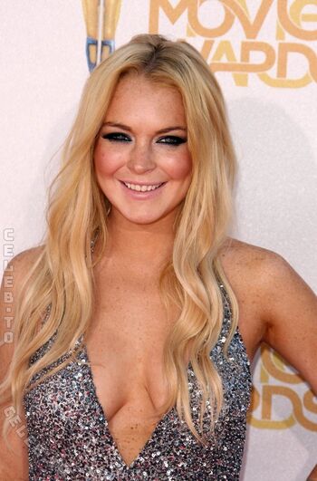 Full leaked Lindsay lohan page private onlyfans photo