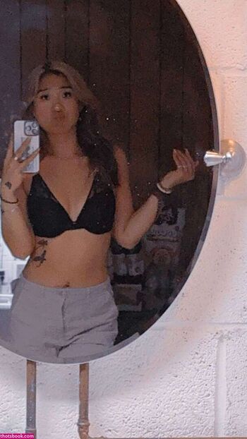 Full leaked Lindsayyy private onlyfans photo