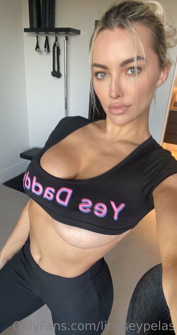 Full leaked Lindsey pelas private photo