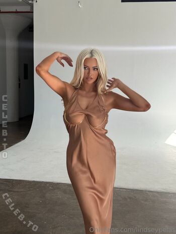 Full leaked Lindsey pelas  page private photo