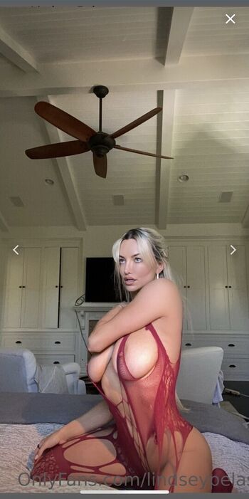 Full leaked Lindsey pelas private photo