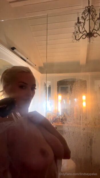 Full leaked Lindsey pelas page private photo