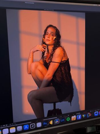 Full leaked Lindsey shields page private onlyfans photo