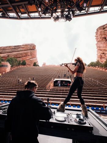 Full leaked Lindsey stirling private photo