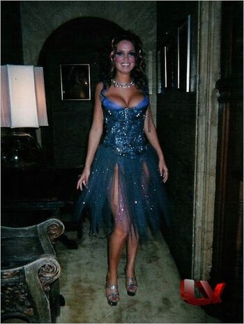 Full leaked Lindsey vuoloficial private photo
