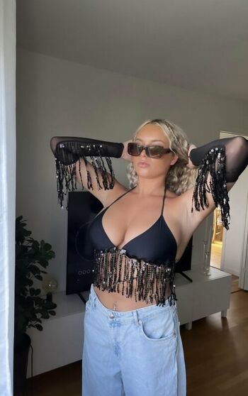 Full leaked Linn prusky moss private photo