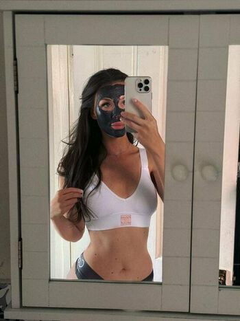 Full leaked Lioras private photo