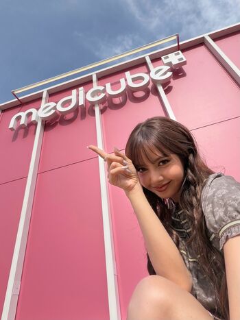 Full leaked Lisa blackpink page private onlyfans photo