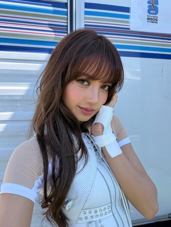 Full leaked Lisa blackpink private photo
