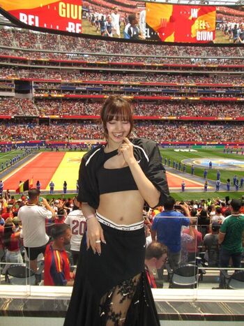 Full leaked Lisa blackpink private photo