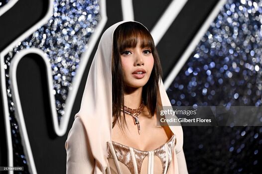 Full leaked Lisa blackpink private photo