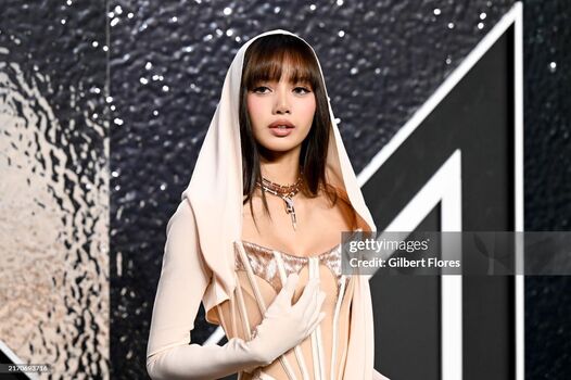 Full leaked Lisa blackpink private photo