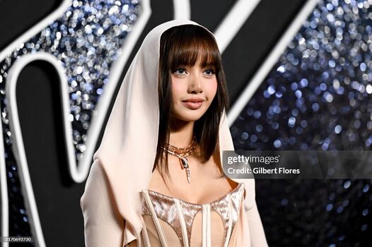Full leaked Lisa blackpink private photo