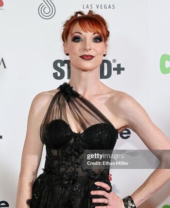 Full leaked Lisa foiles private photo