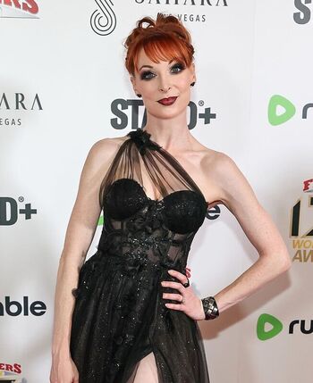 Full leaked Lisa foiles private photo