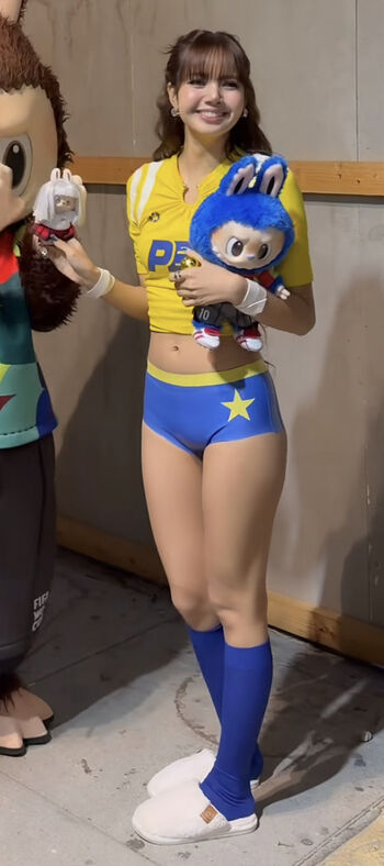Full leaked Lisa manoban private photo