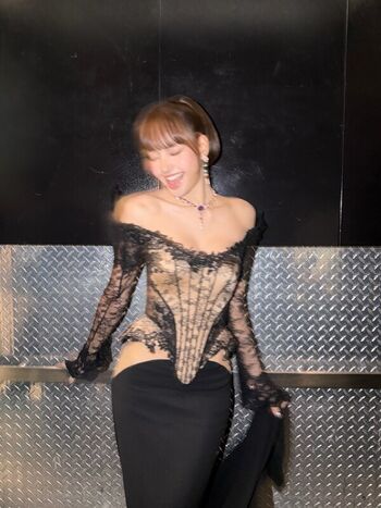 Full leaked Lisa manoban private photo