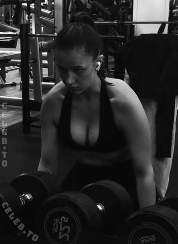 Full leaked Lisa srmst private onlyfans photo