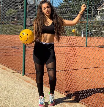 Full leaked Lisa zimouche page private onlyfans photo