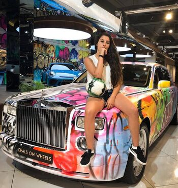 Full leaked Lisa zimouche page private onlyfans photo