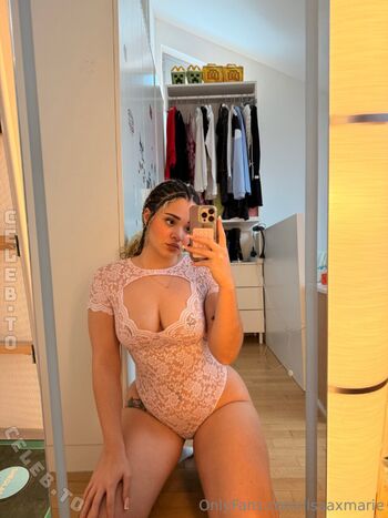 Full leaked Lisaaxmarie private photo