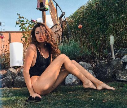 Full leaked Lisamkws private photo