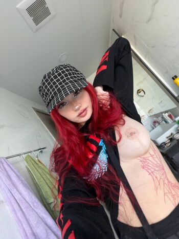 Full leaked Lisara private photo