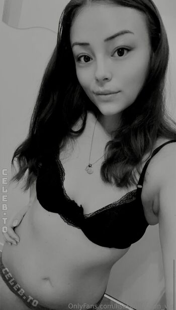 Full leaked Lisascollection page private photo