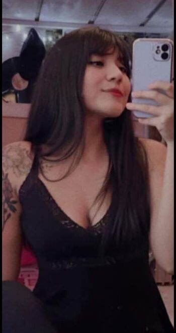 Full leaked Lissaenz e private onlyfans photo