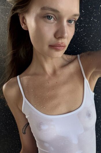 Full leaked Litlonn private onlyfans photo