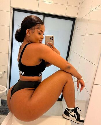 Full leaked Littest private onlyfans photo